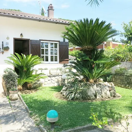 Villa Lamy-villa 400mt Dal Mare *